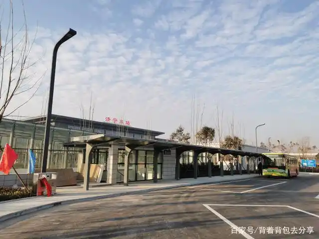 济宁东站曾经的兖州南站仅仅只有一班省外列车