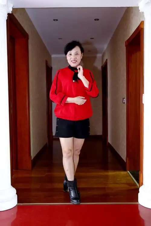 葡萄家中生活照