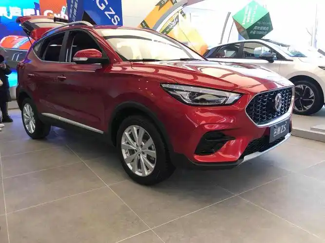 名爵zs,小型suv领跑者.空间大油耗低