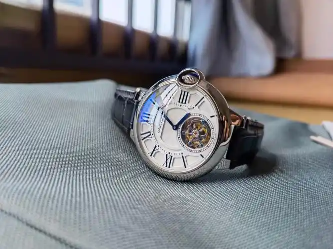 卡地亚蓝气球系列(ballonbleude)真陀飞轮腕表