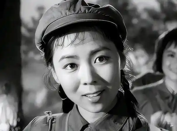 刘尚娴:因饰演《英雄儿女》中的"王芳"走红,患难婚姻格外美丽