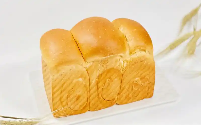 北海道牛奶吐司,爆发力强,口感柔软拉丝的吐司面包