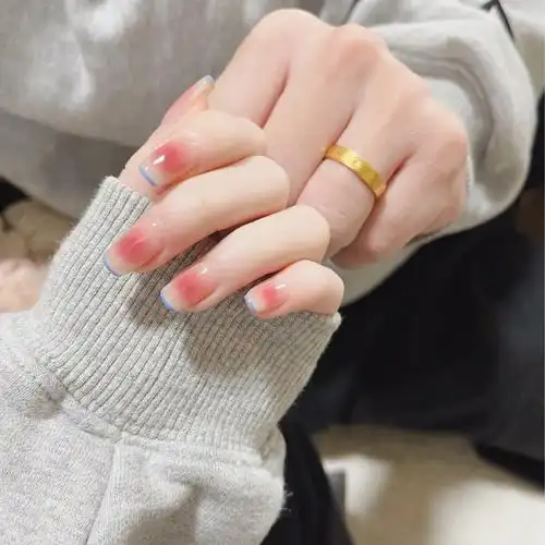 腮红美甲简约少女心耐看