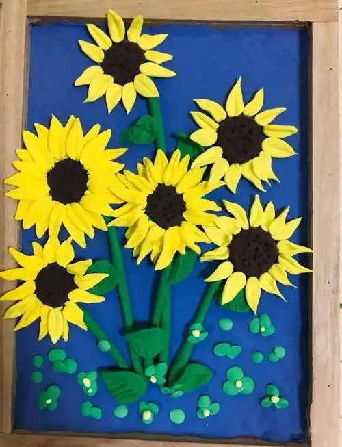 下面欣赏一下小编分享的粘土作品吧