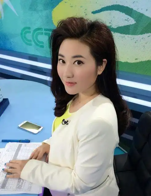 翁晓萌_中央电视台主持人_央视网(cctv.com)