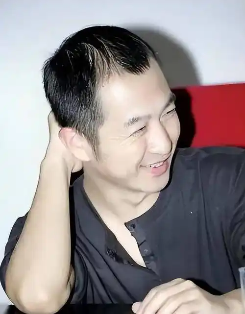 著名歌手高枫,去世21年后,妹妹定居美国,父母的坚持让人泪目_音乐