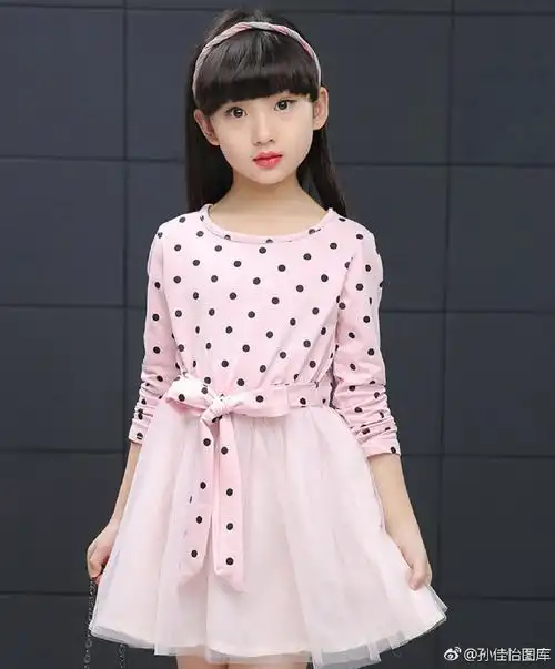 #童模孙佳怡#·#孙佳怡图库#> 你一出场别人. 来自孙佳怡图库 - 微博