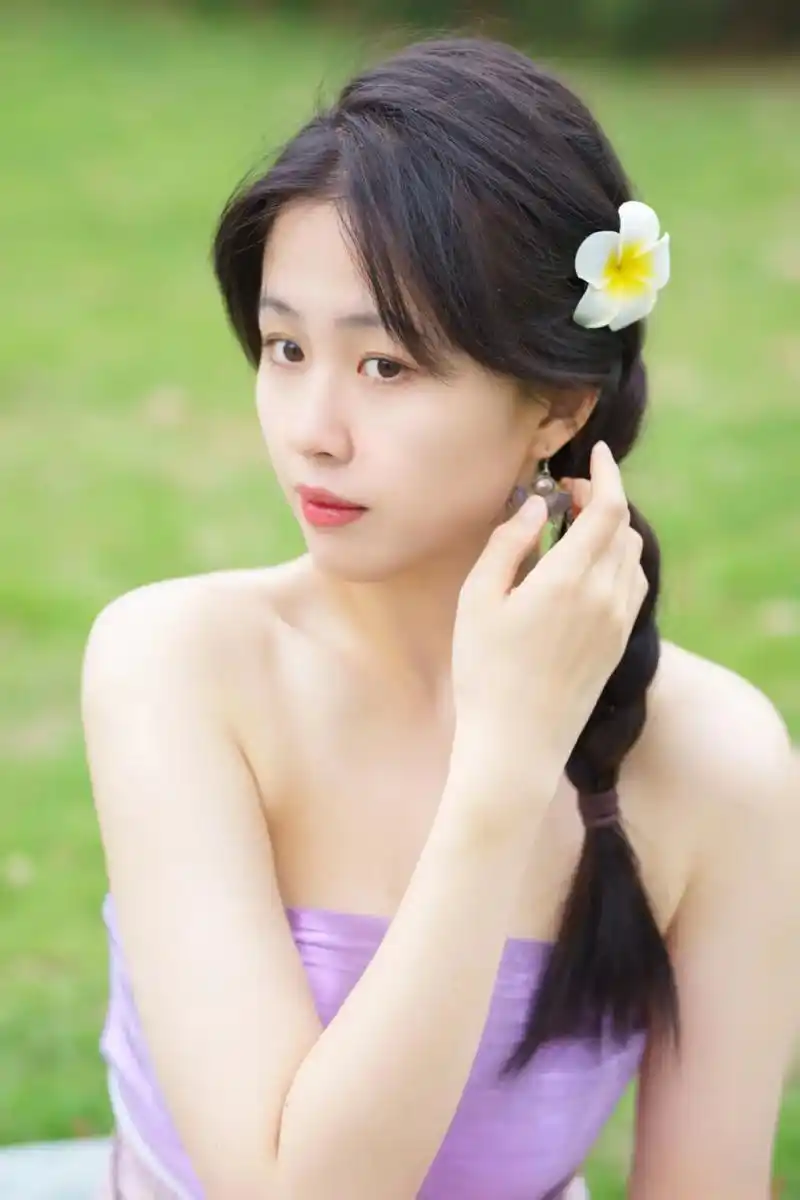 傣装写真 #西双版纳 #摄影#刘浩存#易梦玲 云南姑娘肤白 - 抖音