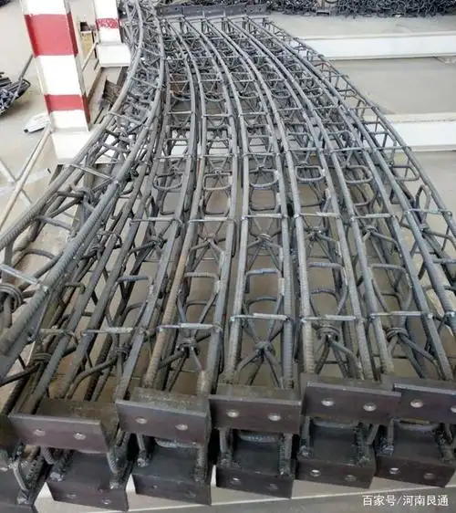 隧道八字筋8字结格栅拱架专用设备
