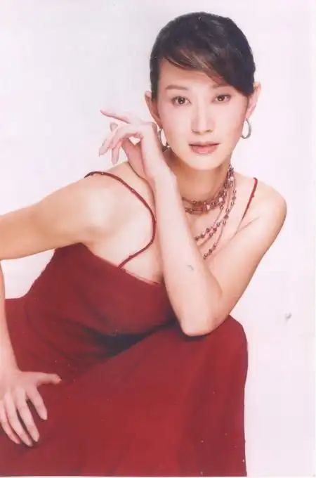 资料图片国家话剧院女演员菅爱