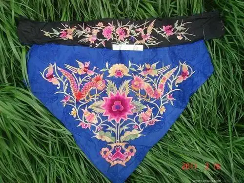 苗族图腾各类动物,象征吉祥,和谐,兴旺,美满,是喜好民族文化收藏家和