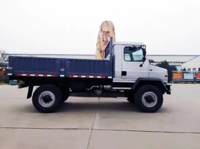 国产版的乌尼莫克柴油四驱动力真正能上山下河的越野车