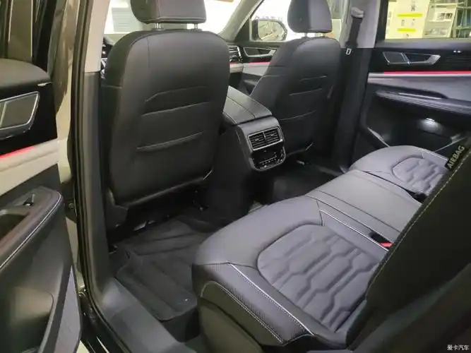 近距离鉴赏全新途昂x内饰全面升级