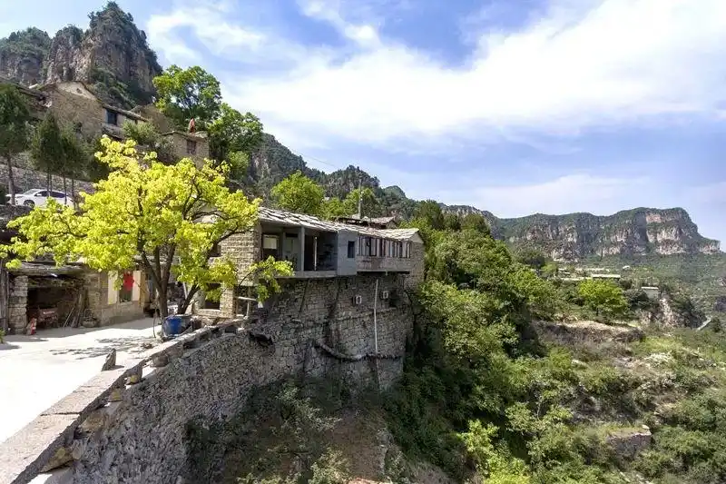 山西省平顺县岳家寨村一角