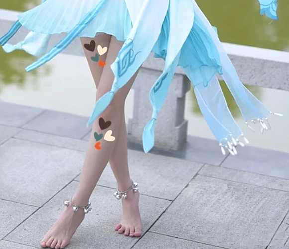 专业cos有多牛?看清她"会说话的脚",网友:我模仿不来!
