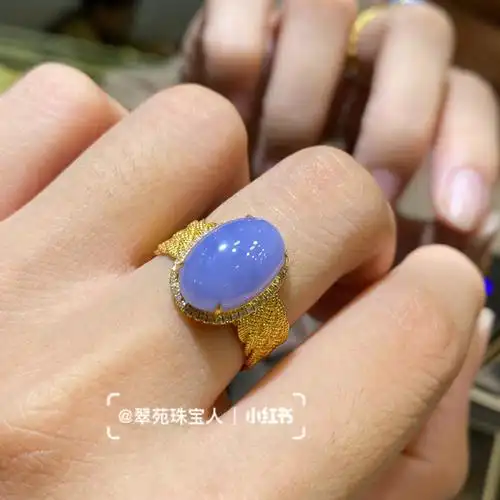 18k金镶嵌天然翡翠紫蛋面大戒指