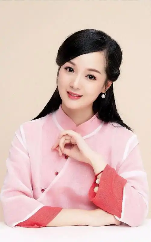 【16th直播】上越"傅派"花旦裘丹莉陪你共度"5·20",聆听越剧"爱情"