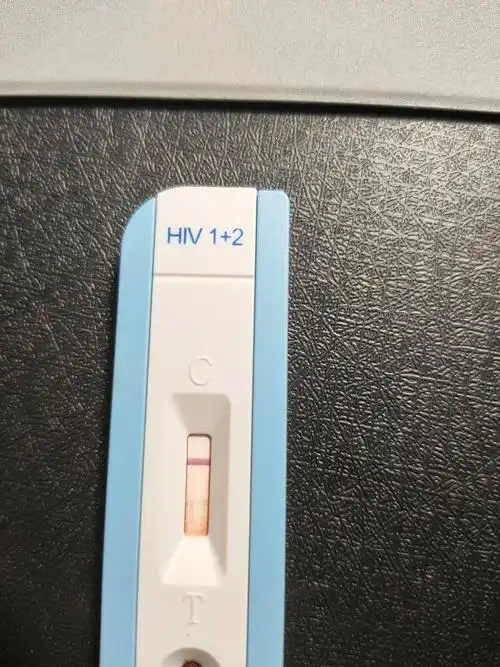 这种情况的出现有可能是包埋线氧化显色.