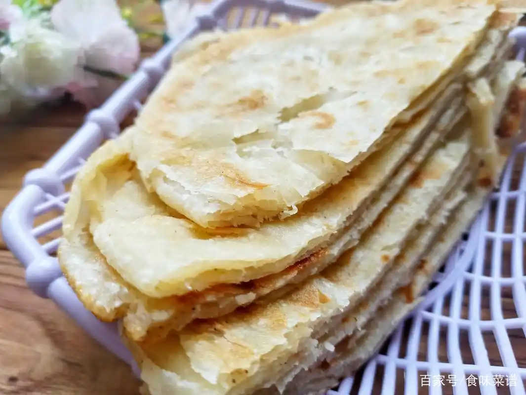 家常烙饼的做法,一看就会,5分钟出锅,外酥里嫩,凉了也不会硬