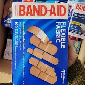 美国邦迪band aid adhesive bandages 帮助愈合透气创可贴100枚