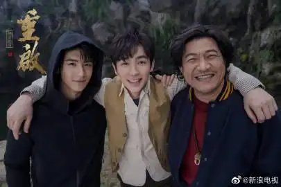 5623 微博 04 查看更多 a 微关系 她的关注(43) 赛博坦联邦情報局