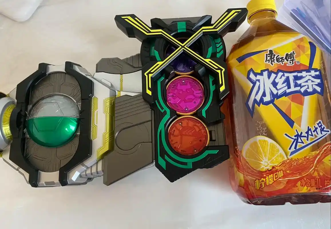 (假面骑士诞骑csm豪华版) "这以后谁还用武器呀"直接拿腰 - 抖音