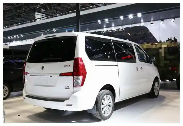 东风豪华面包车再度起航两天窗搭配内饰售价低至10万起