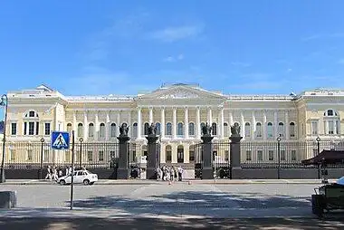 在地图上查看米哈伊洛夫宫 又译为圣米迦勒宫,又名工程师宫 ,是俄罗斯