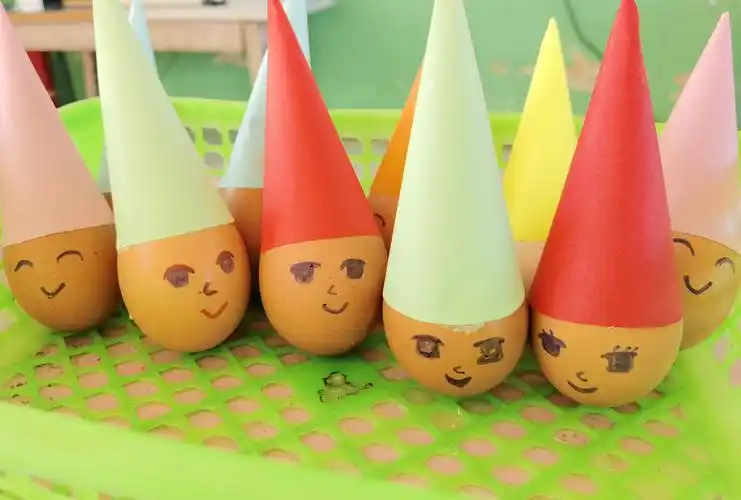 王喇幼儿园中班科学活动【有趣的不倒翁】