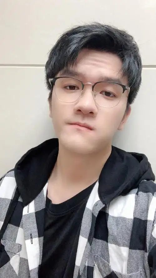 lol若风推荐兄弟治脱发你猜这位兄弟究竟是谁