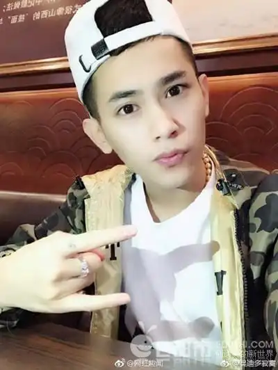 据说mc吴迪为mc祥龙赞助电影而被人们热议后收回了赞助金?