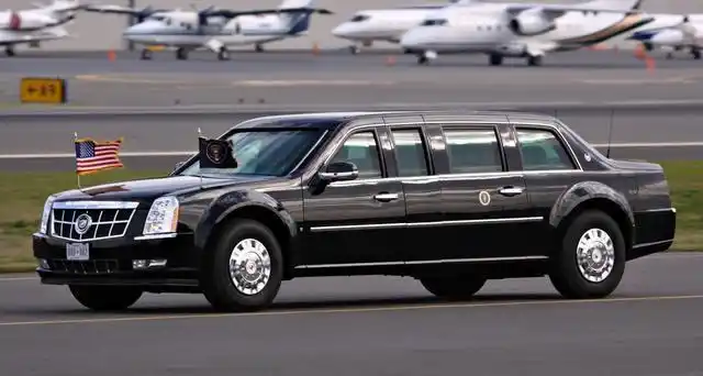 美国总统坐的车是什么牌子的?