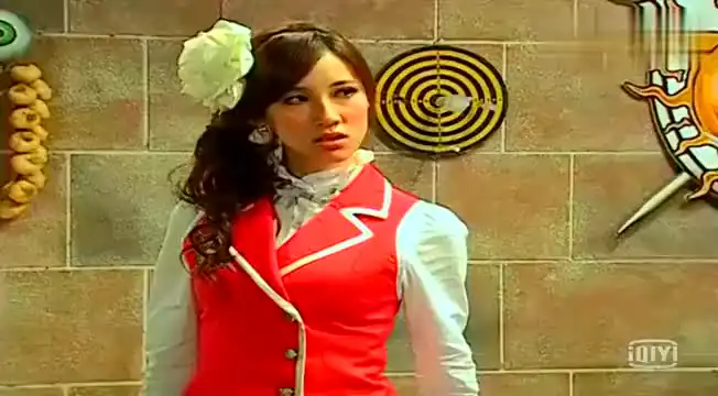 萌学园:蓝宝进入教室,连飘呀飘都不认识她,芭比得到无间蛋