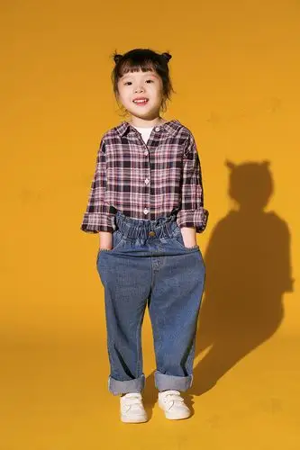 童装模特拍摄服装模特拍摄网店上新图片拍摄