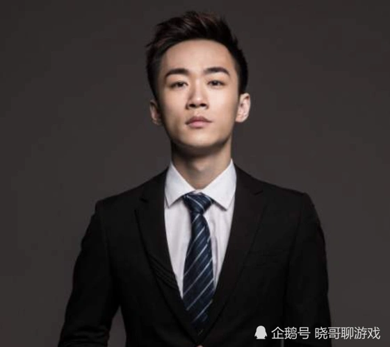 和平精英:鲨鱼跟不求人的差别越来越大了,下播前这样的表现,粉丝都笑