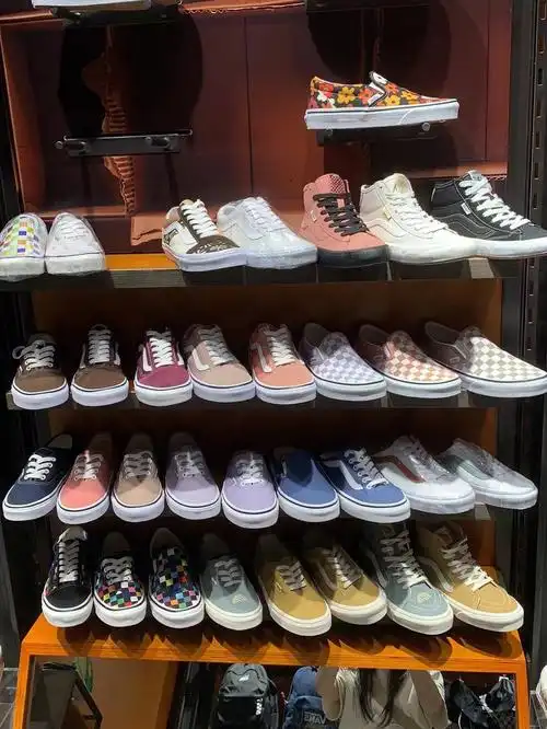 澳门水坑尾波鞋街