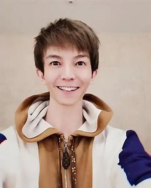 147cm郭敬明被问:以后孩子也矮,他会不会怪自己,他机智回应