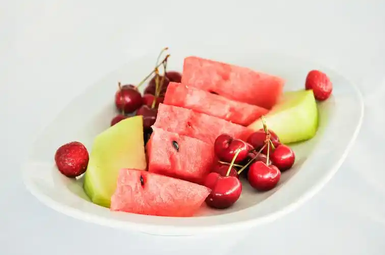 果盘,盘子,瓜,红色,樱桃