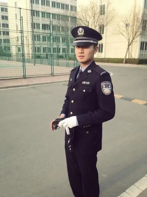 【转载】【潇洒军警-434】警哥英姿-01