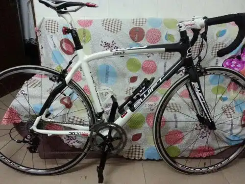 秒出 全碳 公路自行车 基本全新 不刀不拆