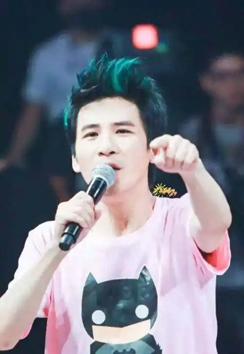 大张伟:拒绝黄小蕾当众表白,余生不会辜负陪我从无到有的胖媳妇_父母