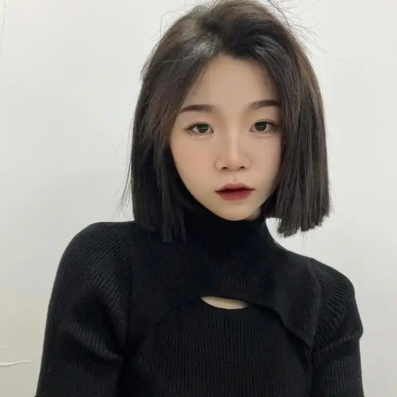 图文热搜词创作任务 #高个子短发发型推荐 #短发 #低像素微醺氛围感