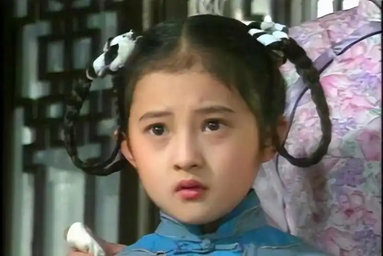 女主长大后颜值对比,杨紫被舒畅比得像丫鬟,章子怡韩佳人被艳压