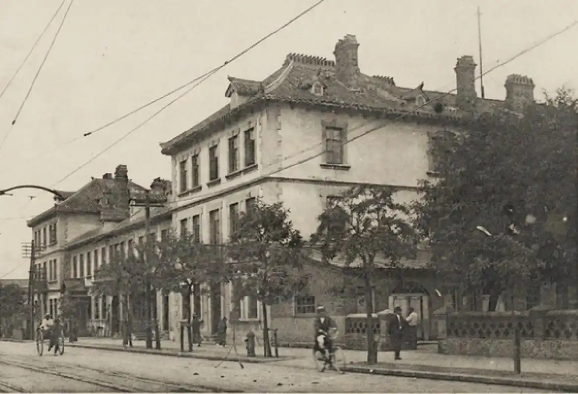 历史老照片#  1921年大连老照片,百年前大连城市街景(三).