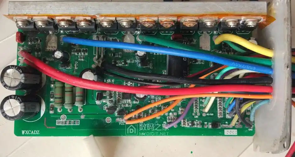 双模电动车控制器拆解