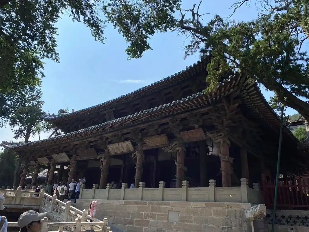 现存最早的皇家祭祀园林,主殿圣母殿是宋代建筑 - 抖音