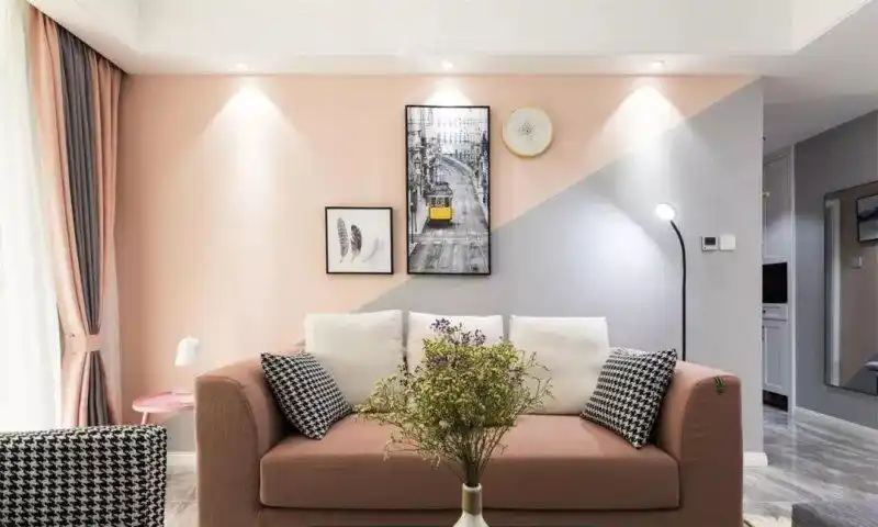 90㎡北欧风三居灰色与粉色的搭配 高级又养眼!