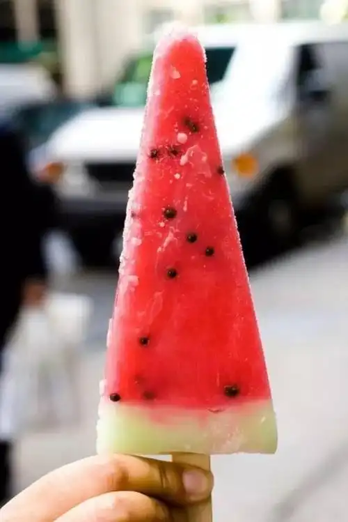 100种小时候的爆款零食 全吃过的在哪里?