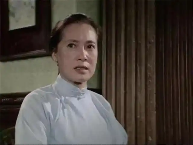 30年前的往事,对于董事长,社会上的头面人物周朴园来说,是一个美丽的