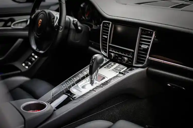 这才是保时捷帕拉梅拉最舒服的改装风格